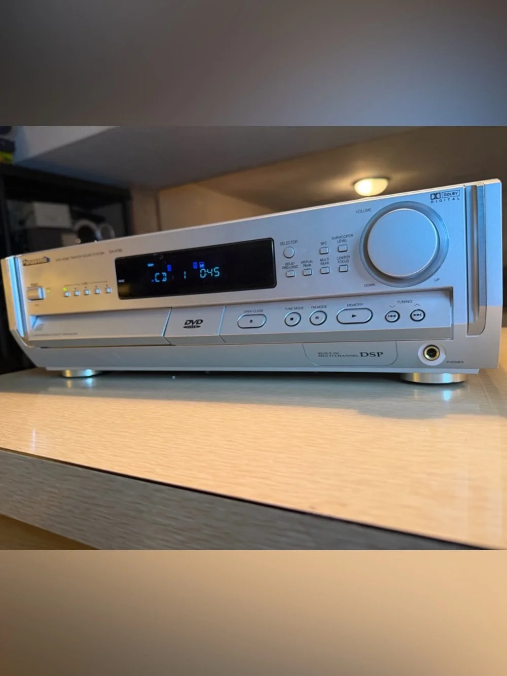 Panasonic SA-HT80 Vintage 5 DVD CD Changer Receiver High Performance Works Great - Picture 3 of 9